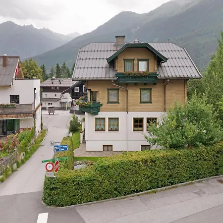 Appartamento Oberlechner In The Center Of Neukirchen Neukirchen am Großvenediger
