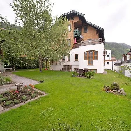 Appartamento Oberlechner In The Center Of Neukirchen *